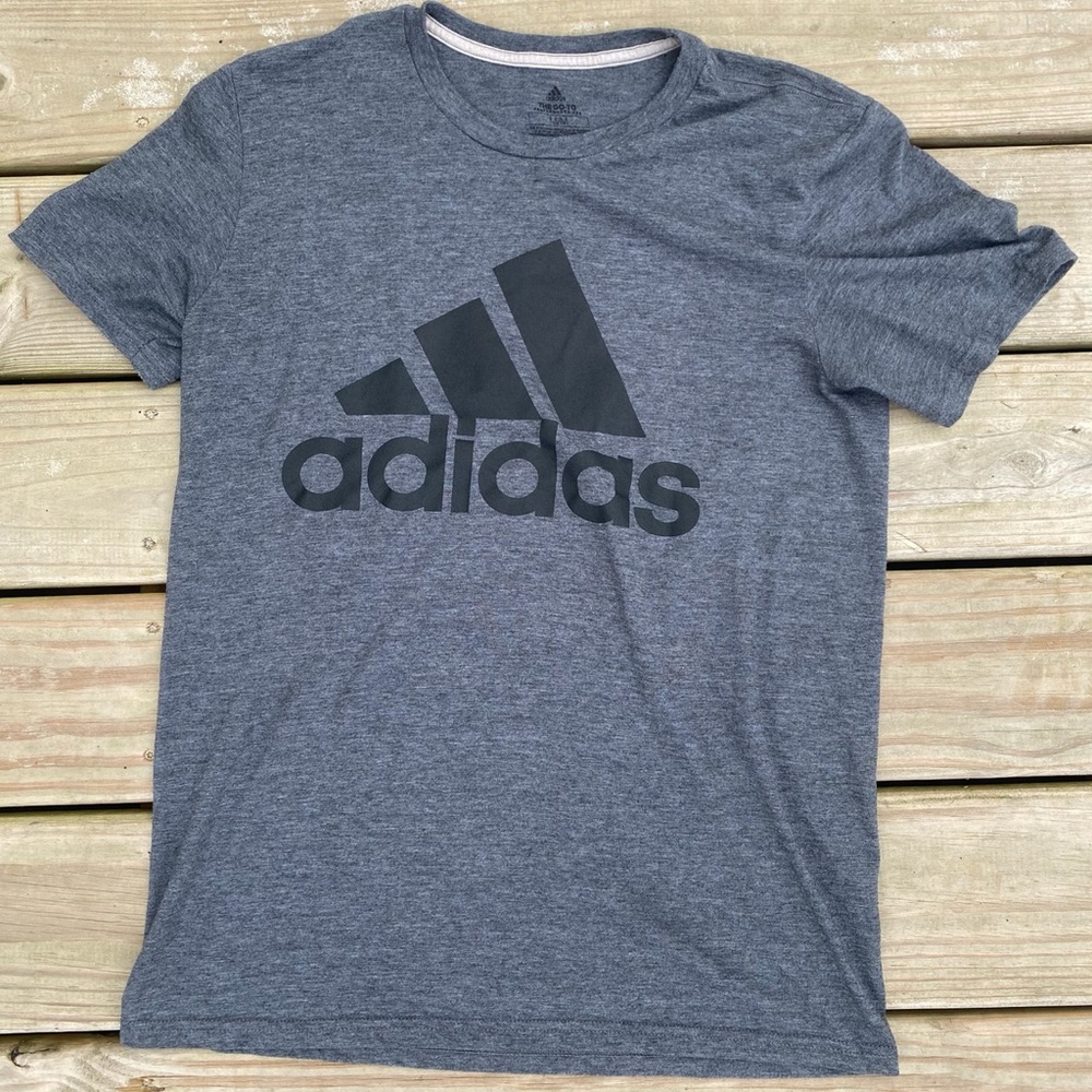 The-go-to adidas t-shirt